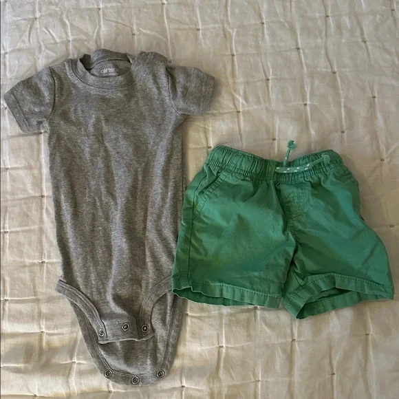 10 piece 12mo. Baby Boy Clothes short sleeve (042) - Picture 4 of 16